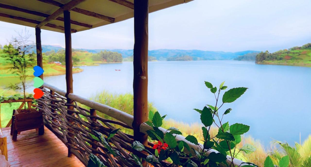 Lake Bunyonyi Rock Resort Kabale 외부 사진